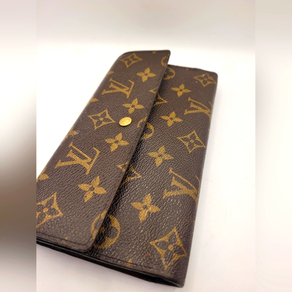 LOUIS VUITTON Monogram Portefeuille International Long Wallet